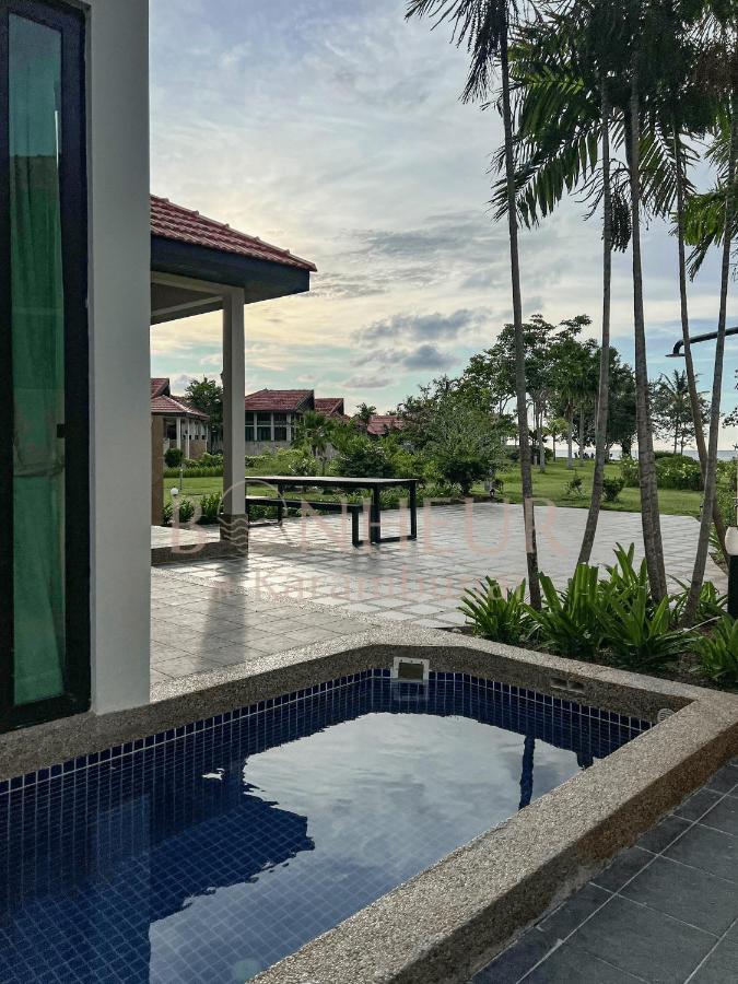 Bonheur At Karambunai Villa Kota Kinabalu